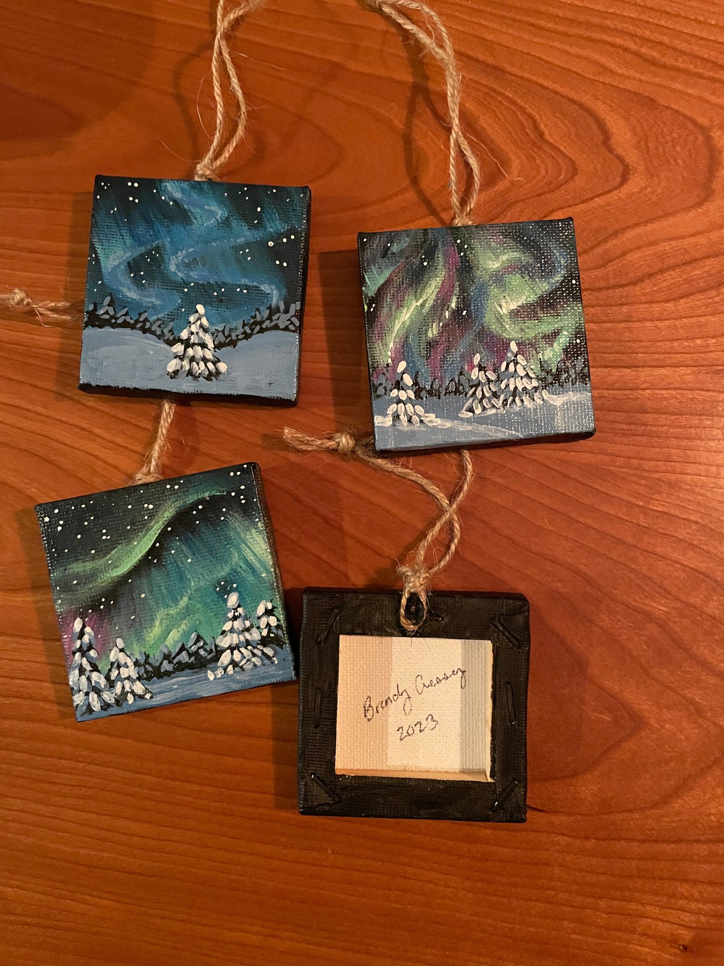 MINI PAINTING: AURORA BOREALIS CANVAS ORNAMENT