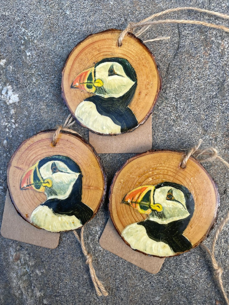 PUFFIN WOOD ORNAMENT